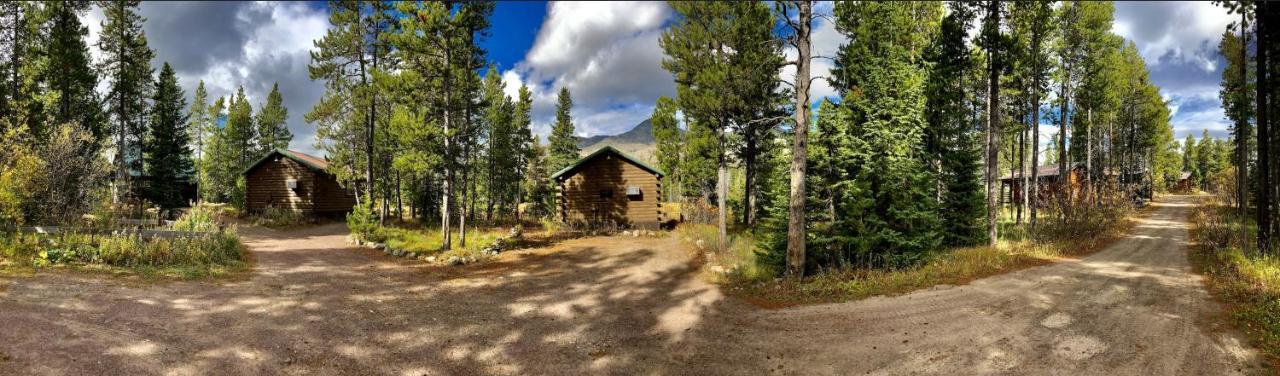 Summit Mountain Lodge And Steakhouse East Glacier Park Village Exteriér fotografie