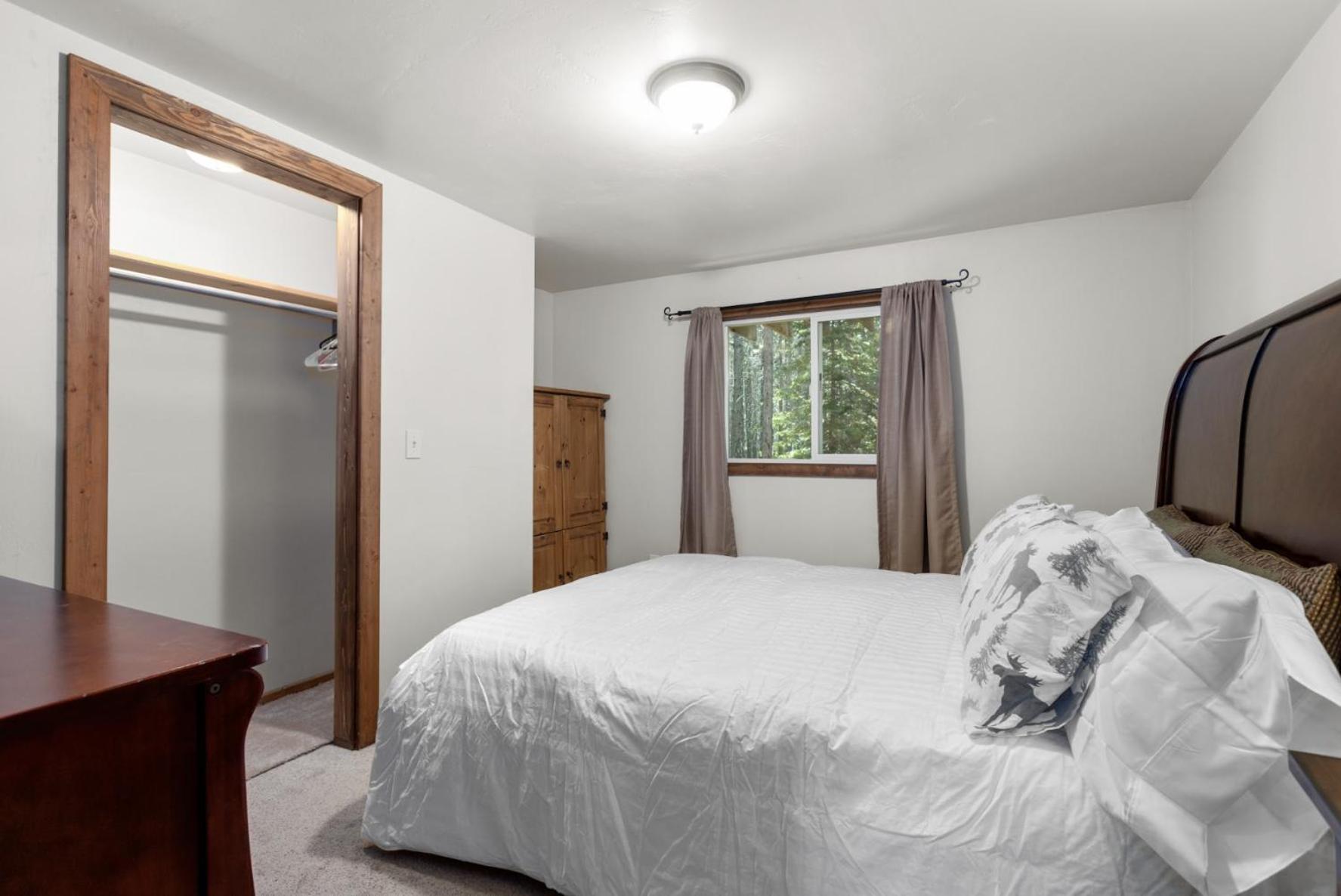 Summit Mountain Lodge And Steakhouse East Glacier Park Village Exteriér fotografie