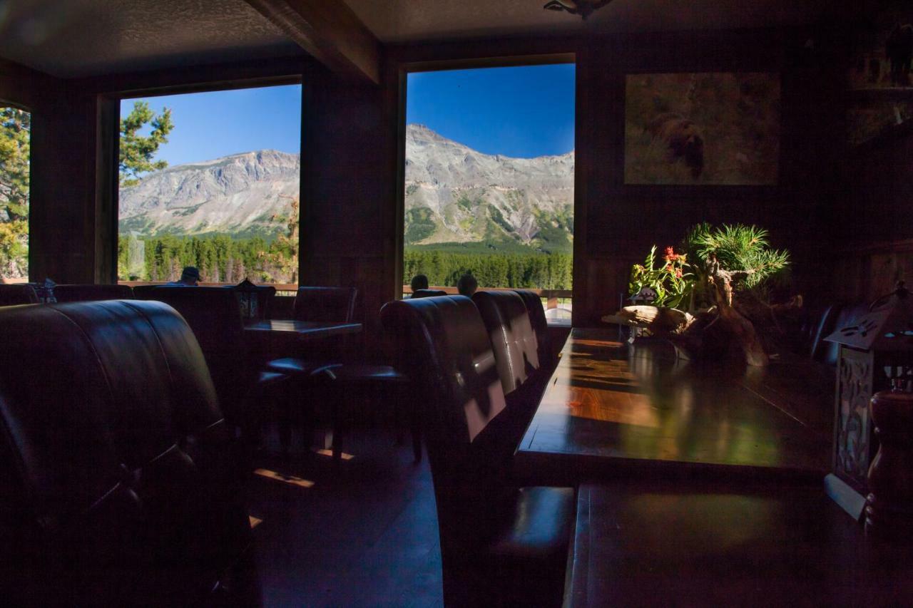 Summit Mountain Lodge And Steakhouse East Glacier Park Village Exteriér fotografie